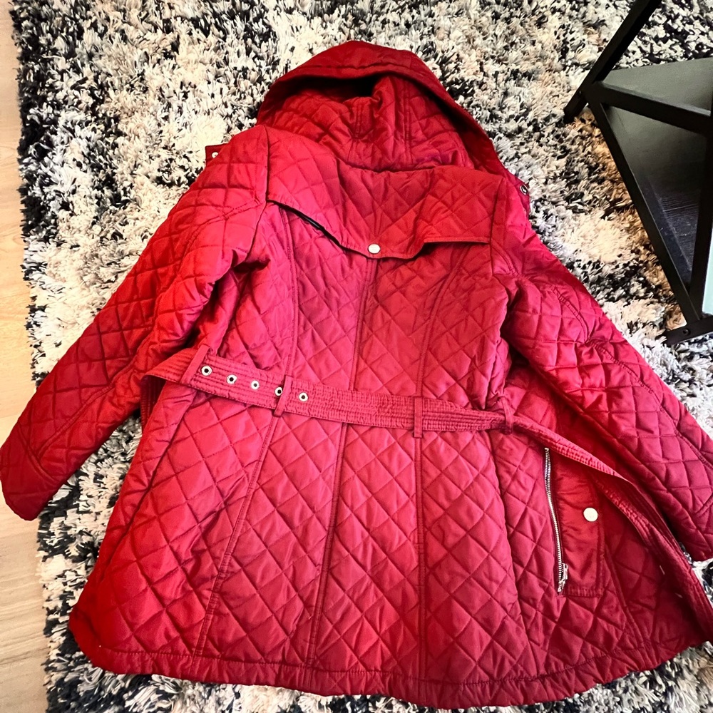 Preowned. - Picture 5 of 5